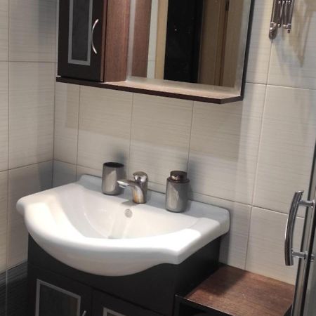 Modern Central Apartment Tesalonika Bagian luar foto